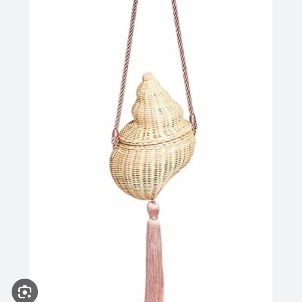 NEW Poolside Madison Conch Shell Bag